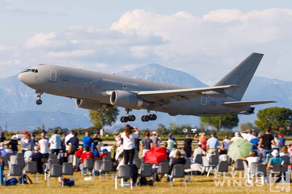 rivolto kc 767 1513 zeitler 1024x683 - Frecce Tricolori 60th Anniversary Airshow