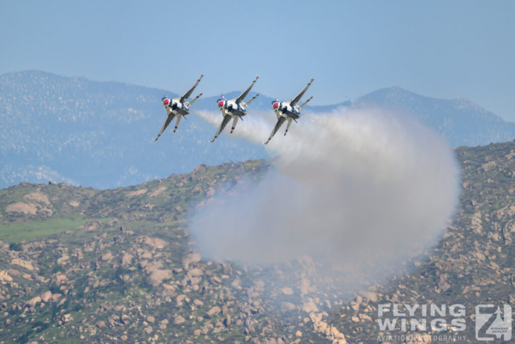 20250414 thunderbirds   0337 zeitler 1024x683 - Southern California Airshow 2025 at March ARB