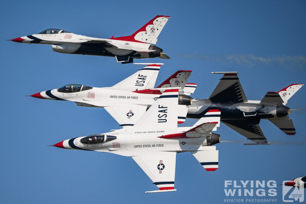 20250414 thunderbirds   0669 zeitler 1024x683 - Southern California Airshow 2025 at March ARB