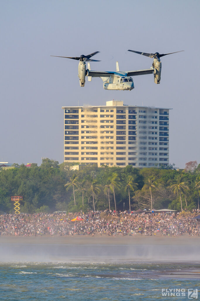 20260723 osprey display   6496 zeitler 683x1024 - Jets at Sunset - The Mindil Beach Airshow