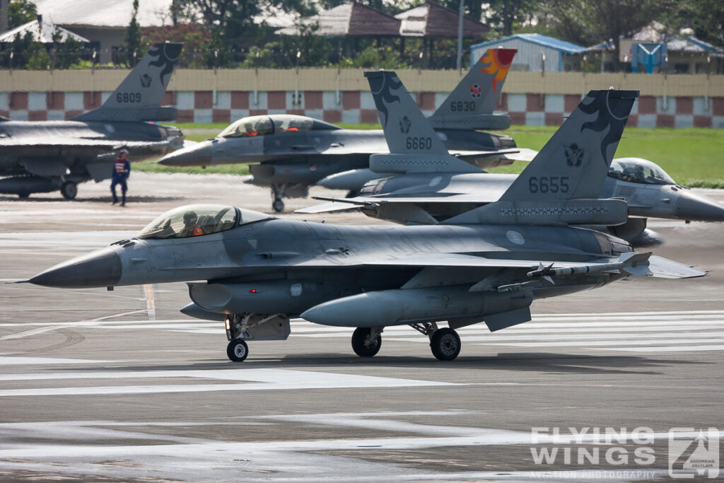 f 16   6415 zeitler 1024x683 - Taiwan Air Force