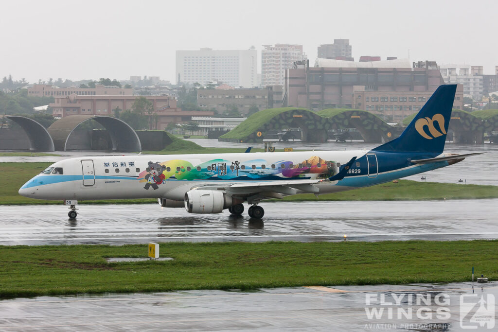 zivil   6552 zeitler 1024x683 - Taiwan Air Force