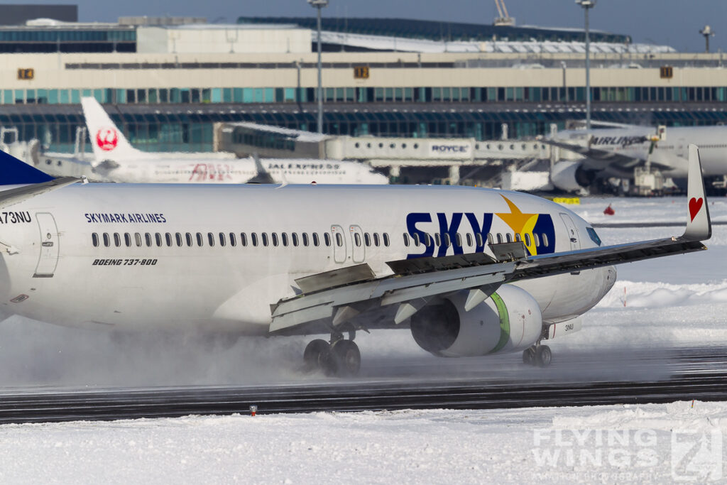 skymark   3650 zeitler 1024x683 - Winter Planespotting in Hokkaido