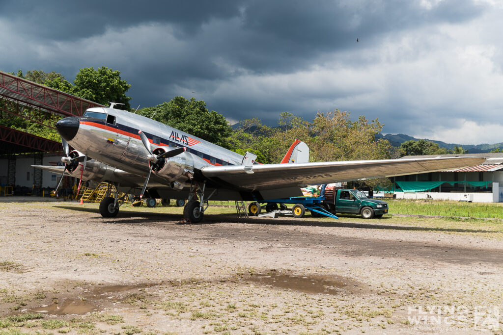 20170130 allas villavicencio airport  2094 zeitler 1024x683 - Colombia&rsquo;s Jungle DC-3s: Flying to Mit&uacute;, Carur&uacute; and Barranco Minas