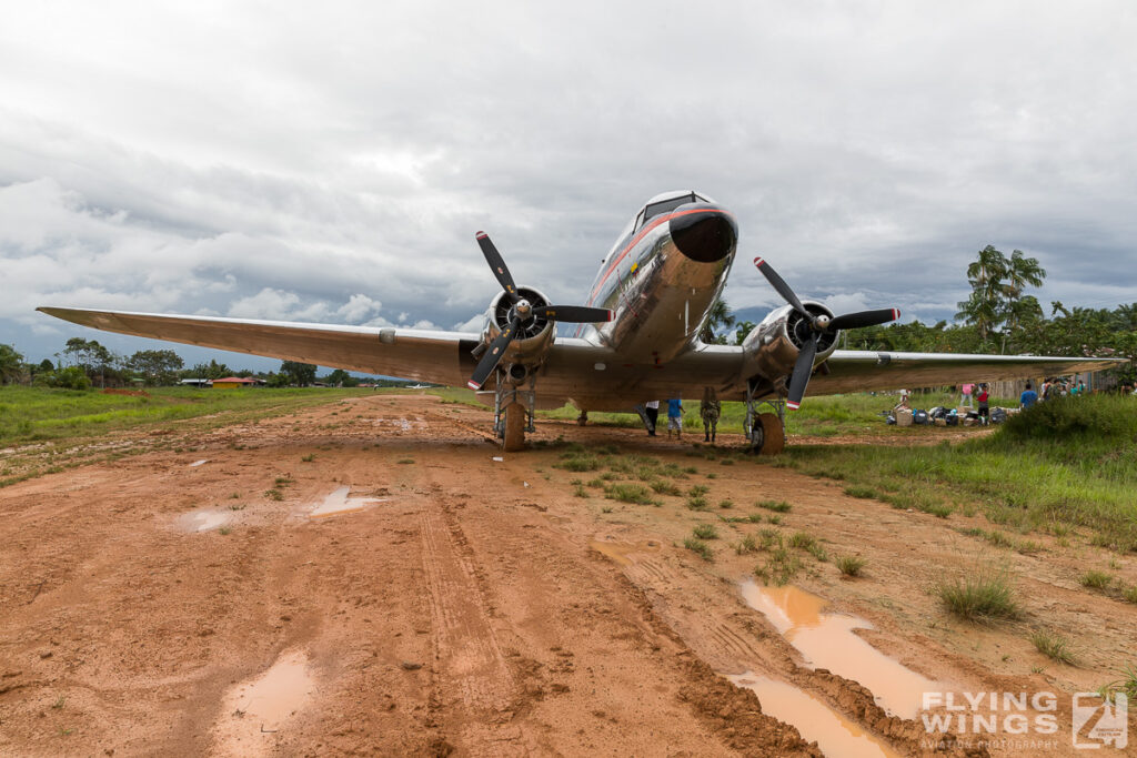 Colombia’s Jungle DC-3s: Flying to Mitú, Carurú and Barranco Minas 20170131 03 allas flug colombia dc 3 flying 2832 zeitler 1024x683 - Colombia’s Jungle DC-3s: Flying to Mitú, Carurú and Barranco Minas