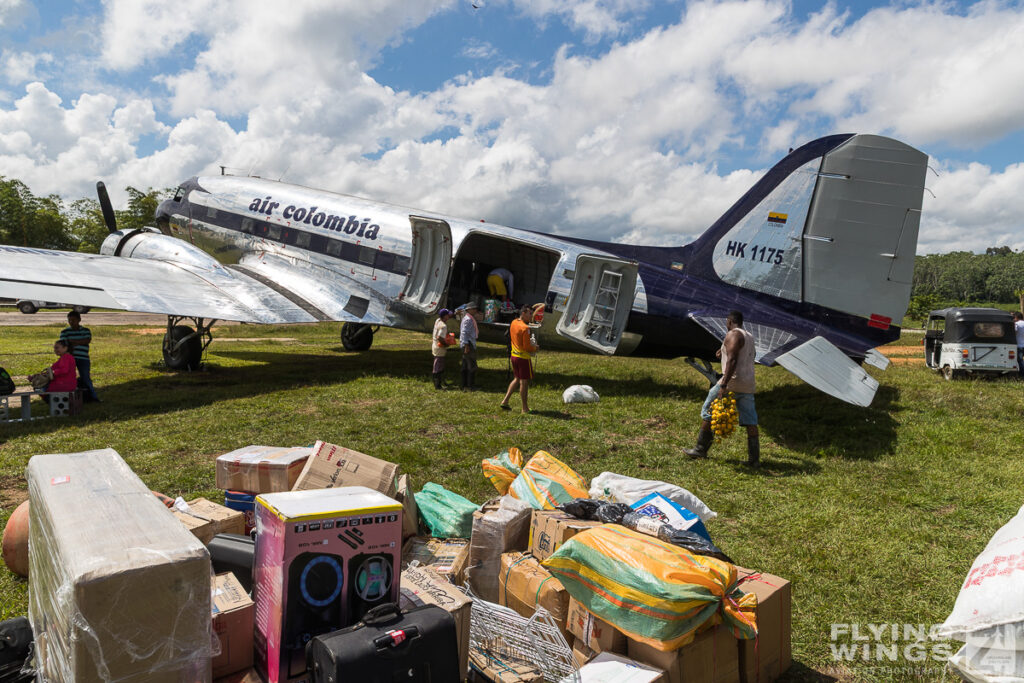 Colombia’s Jungle DC-3s: Flying to Mitú, Carurú and Barranco Minas 20170201 04 air col flug colombia dc 3 flying 3380 zeitler 1024x683 - Colombia’s Jungle DC-3s: Flying to Mitú, Carurú and Barranco Minas