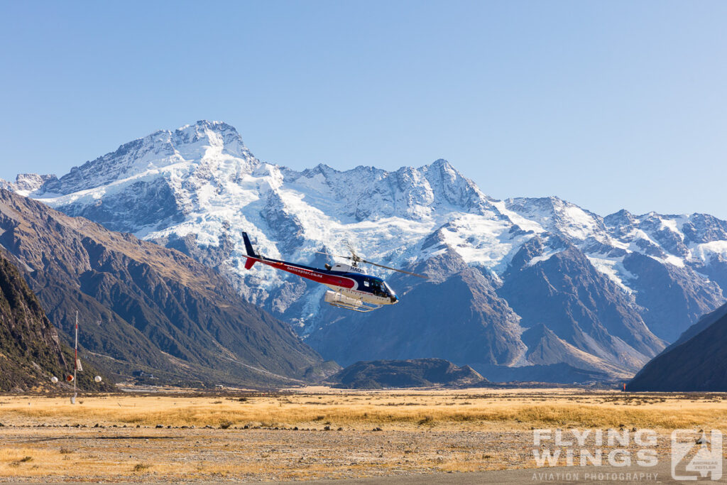 mt cook airport 1447 zeitler 1024x683 - Kiwi Aviation Adventures