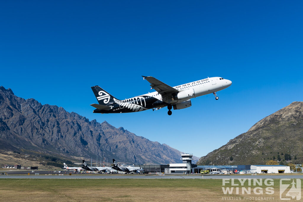 queenstown airport 9791 zeitler 1024x683 - Kiwi Aviation Adventures